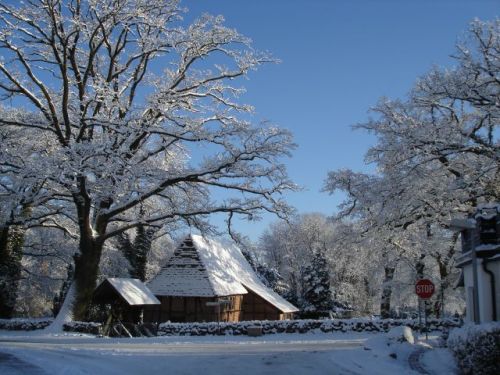 kirche_winter_500x375.jpg